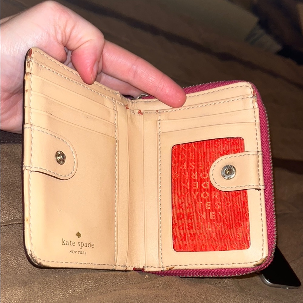 Kate Spade hot pink zip-around leather wallet - Picture 2 of 4